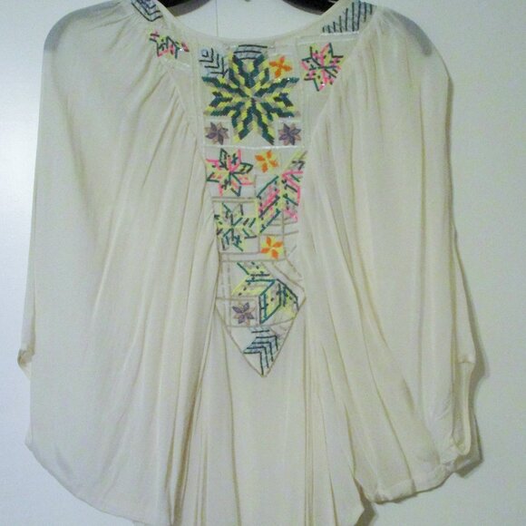 Anthropologie Tanvi Kedia Embroidered Beads Sequins Kimono Top Small EUC - Picture 5 of 6